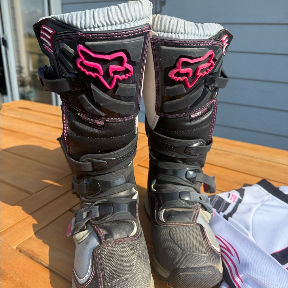 Fox Racing Black and Pink Motorcycle Boots Thor Jersey